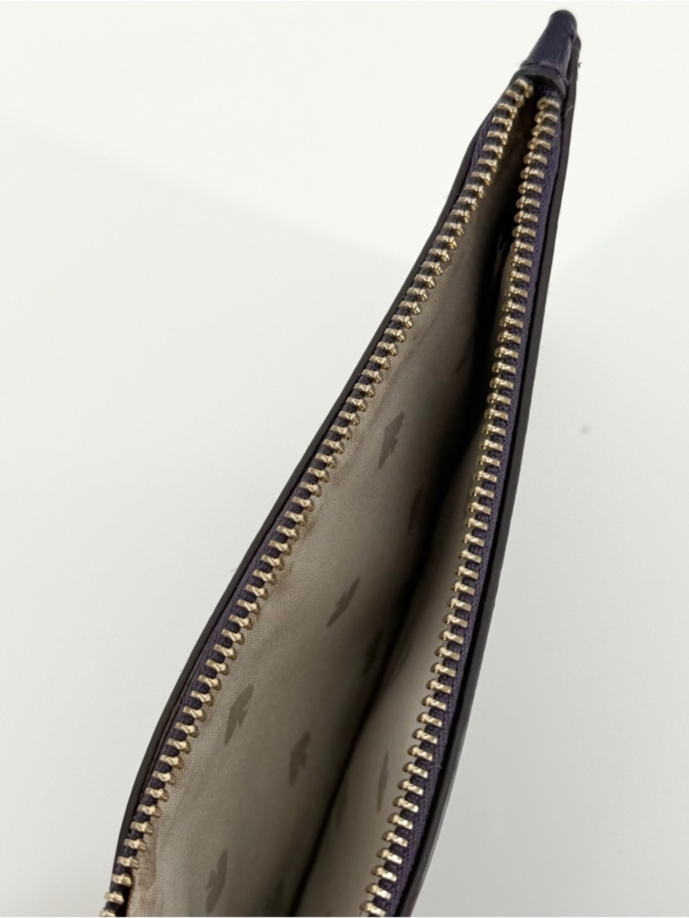 Kate Spade Deep Purple Saffiano Leather Zippered Money/Card Pouch (S362) 7”x3.5” - Picture 4 of 11